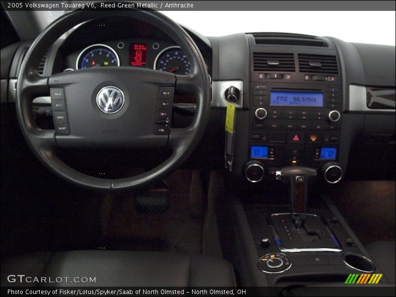 Reed Green Metallic / Anthracite 2005 Volkswagen Touareg V6