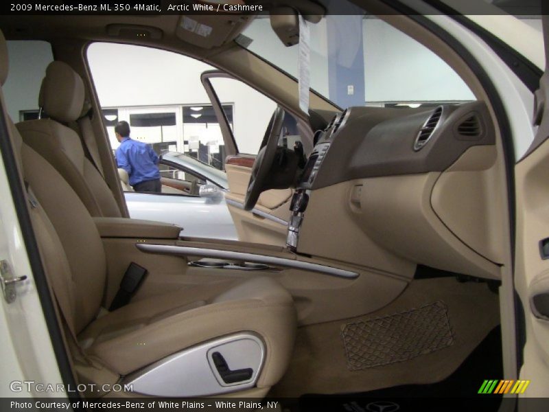 Arctic White / Cashmere 2009 Mercedes-Benz ML 350 4Matic