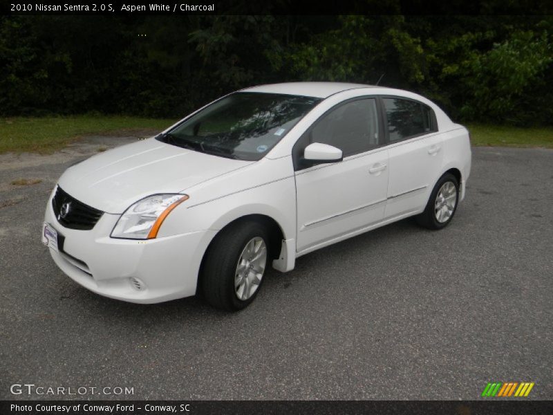 Aspen White / Charcoal 2010 Nissan Sentra 2.0 S