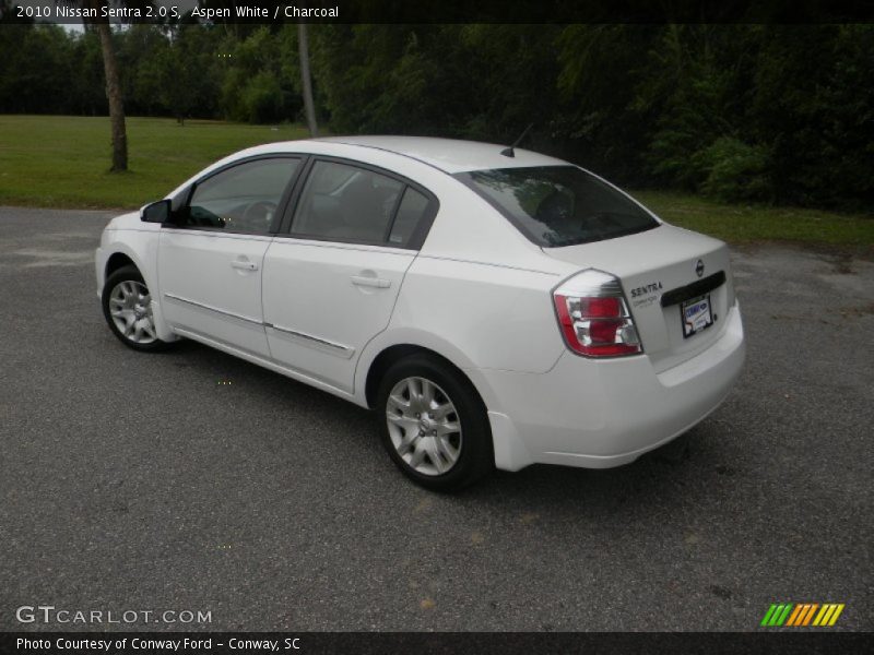 Aspen White / Charcoal 2010 Nissan Sentra 2.0 S