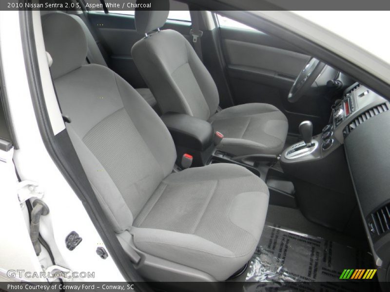 Aspen White / Charcoal 2010 Nissan Sentra 2.0 S