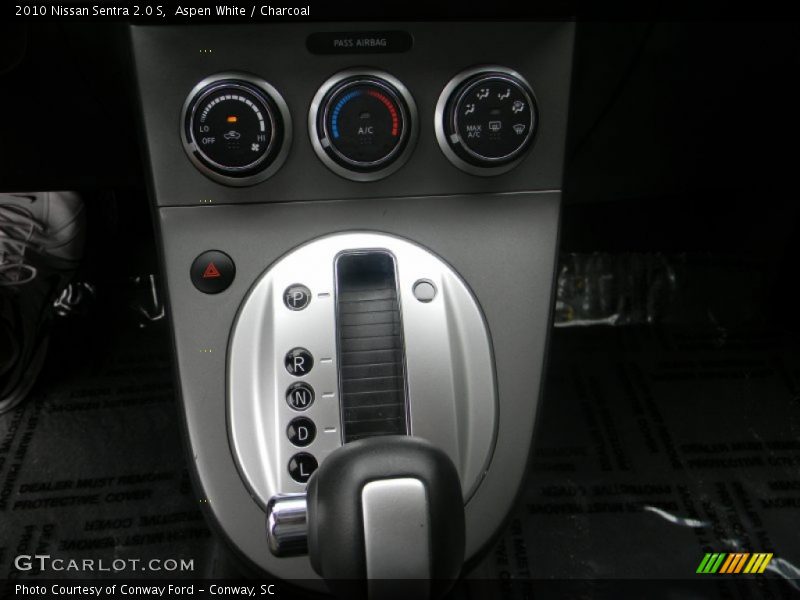Aspen White / Charcoal 2010 Nissan Sentra 2.0 S