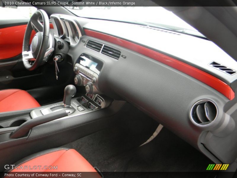 Dashboard of 2010 Camaro SS/RS Coupe