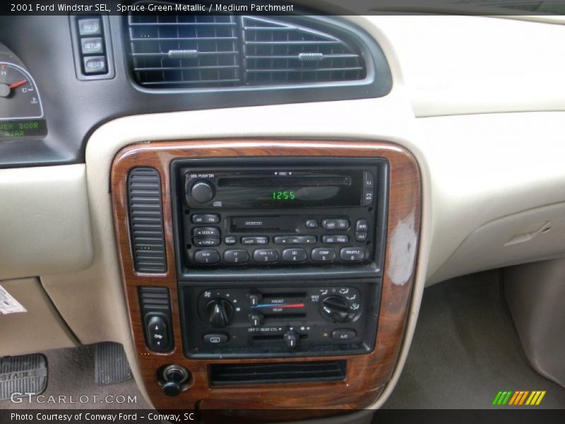 Controls of 2001 Windstar SEL