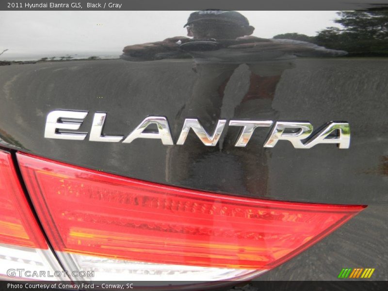 Black / Gray 2011 Hyundai Elantra GLS