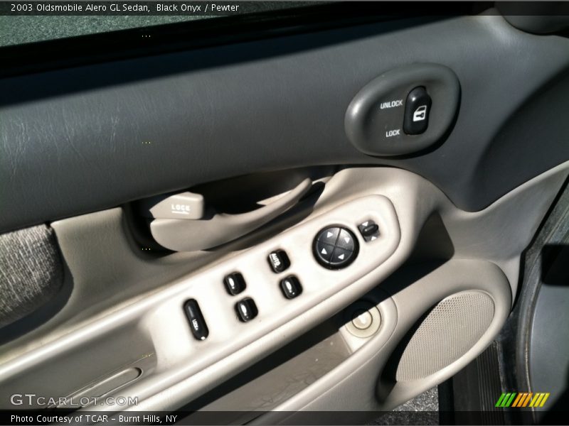 Black Onyx / Pewter 2003 Oldsmobile Alero GL Sedan