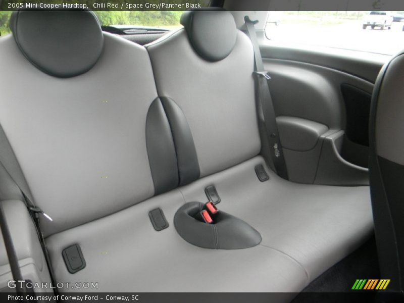 Chili Red / Space Grey/Panther Black 2005 Mini Cooper Hardtop