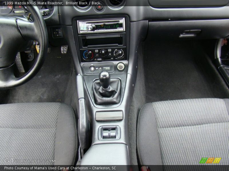 Brilliant Black / Black 1999 Mazda MX-5 Miata Roadster