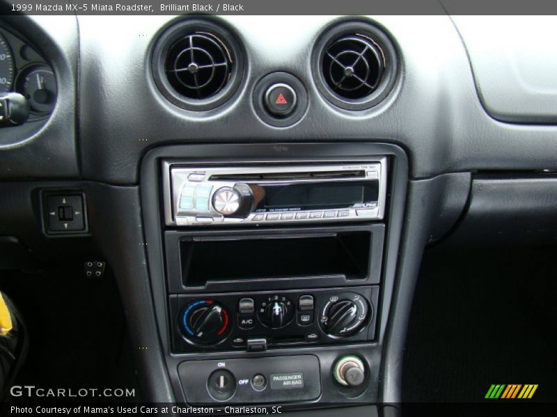Brilliant Black / Black 1999 Mazda MX-5 Miata Roadster