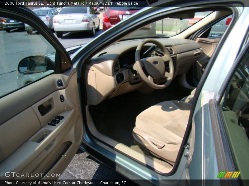 Light Tundra Metallic / Medium/Dark Pebble Beige 2006 Ford Taurus SE