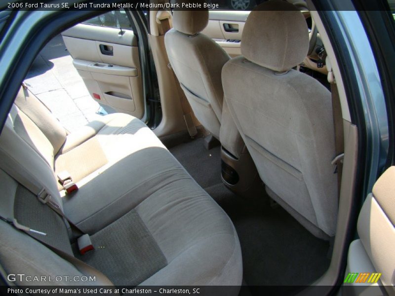 Light Tundra Metallic / Medium/Dark Pebble Beige 2006 Ford Taurus SE