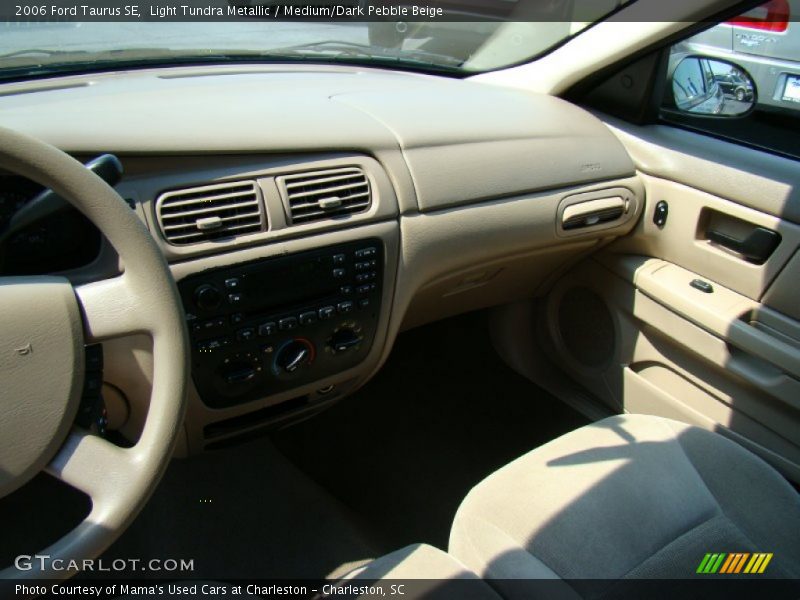 Light Tundra Metallic / Medium/Dark Pebble Beige 2006 Ford Taurus SE
