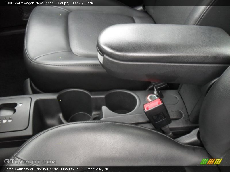Black / Black 2008 Volkswagen New Beetle S Coupe
