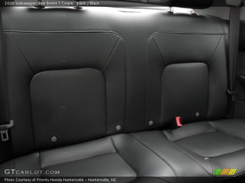 Black / Black 2008 Volkswagen New Beetle S Coupe