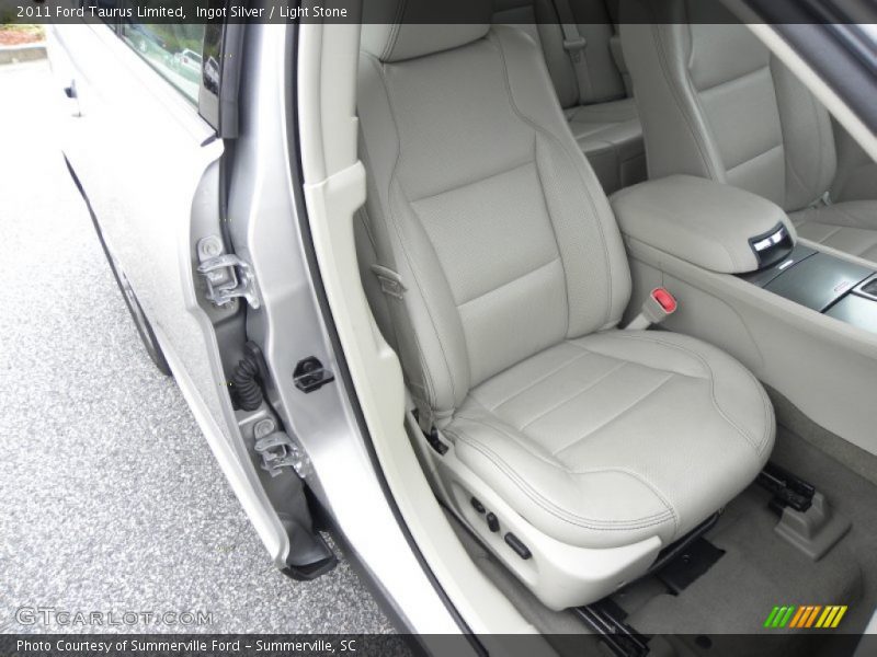Ingot Silver / Light Stone 2011 Ford Taurus Limited