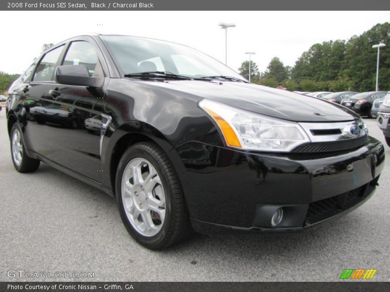 Black / Charcoal Black 2008 Ford Focus SES Sedan