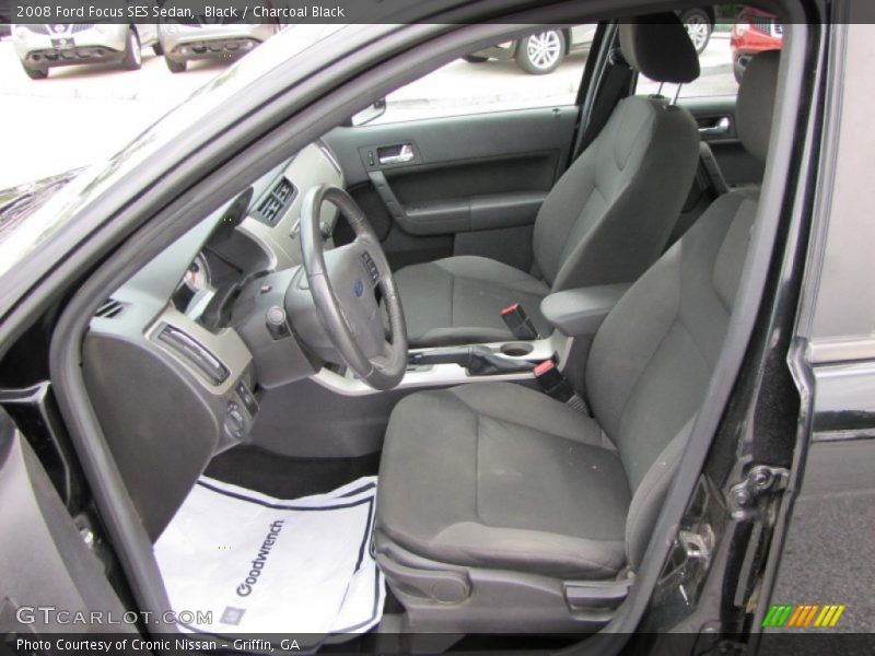 Black / Charcoal Black 2008 Ford Focus SES Sedan