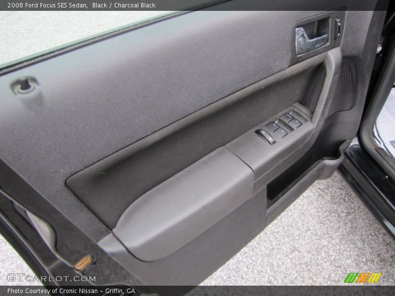 Black / Charcoal Black 2008 Ford Focus SES Sedan