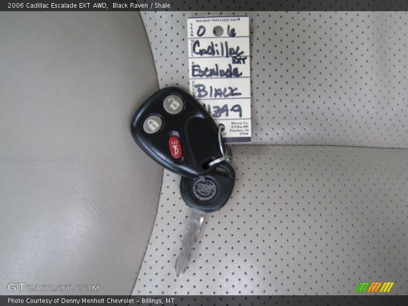 Keys of 2006 Escalade EXT AWD