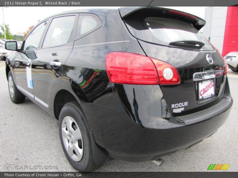 Wicked Black / Black 2011 Nissan Rogue S