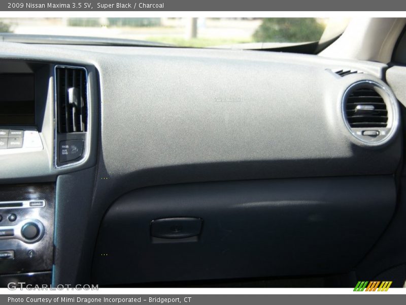 Super Black / Charcoal 2009 Nissan Maxima 3.5 SV