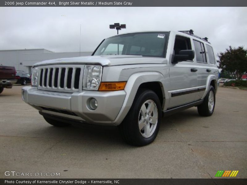 Bright Silver Metallic / Medium Slate Gray 2006 Jeep Commander 4x4