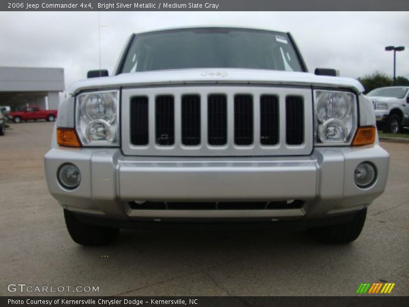 Bright Silver Metallic / Medium Slate Gray 2006 Jeep Commander 4x4