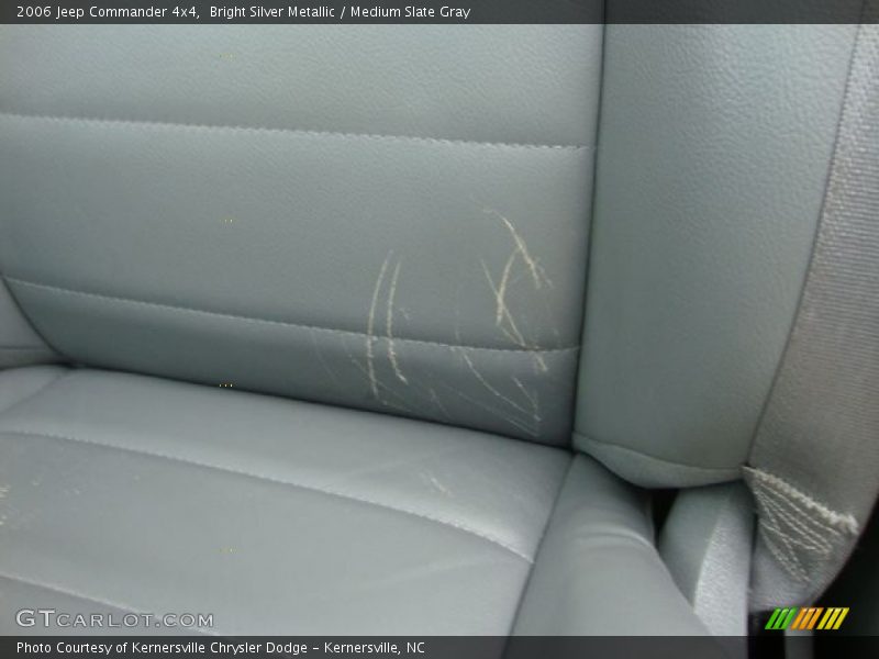 Bright Silver Metallic / Medium Slate Gray 2006 Jeep Commander 4x4
