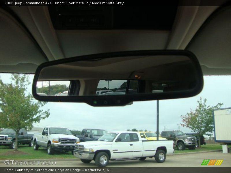Bright Silver Metallic / Medium Slate Gray 2006 Jeep Commander 4x4