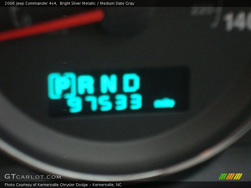 Bright Silver Metallic / Medium Slate Gray 2006 Jeep Commander 4x4
