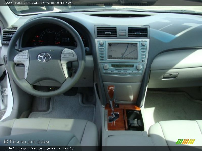 Super White / Ash 2009 Toyota Camry XLE V6