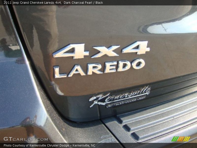 Dark Charcoal Pearl / Black 2011 Jeep Grand Cherokee Laredo 4x4