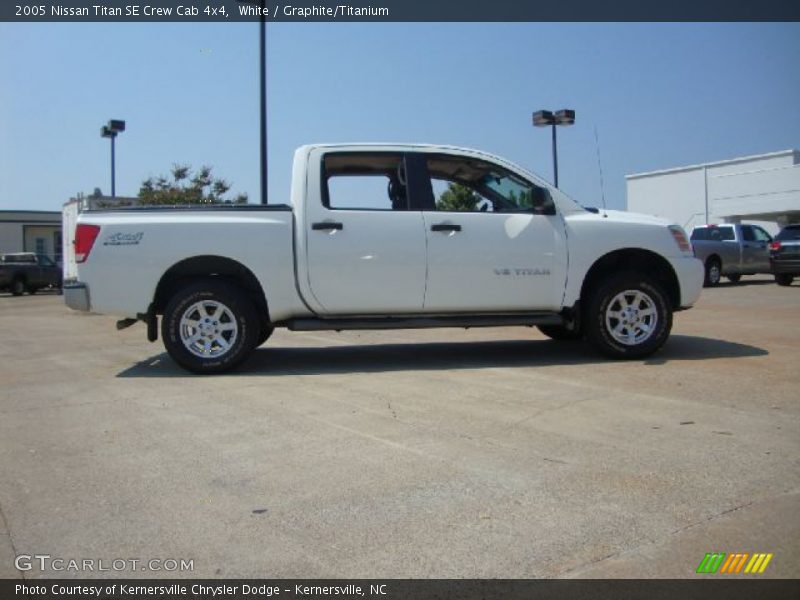 White / Graphite/Titanium 2005 Nissan Titan SE Crew Cab 4x4