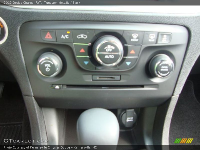 Controls of 2012 Charger R/T