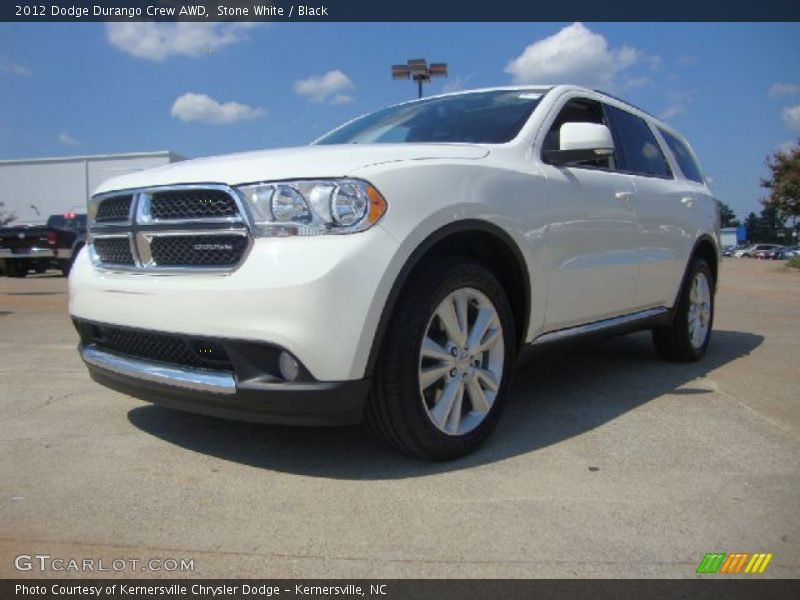Front 3/4 View of 2012 Durango Crew AWD