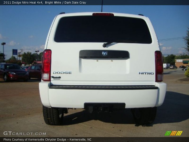 Bright White / Dark Slate Gray 2011 Dodge Nitro Heat 4x4