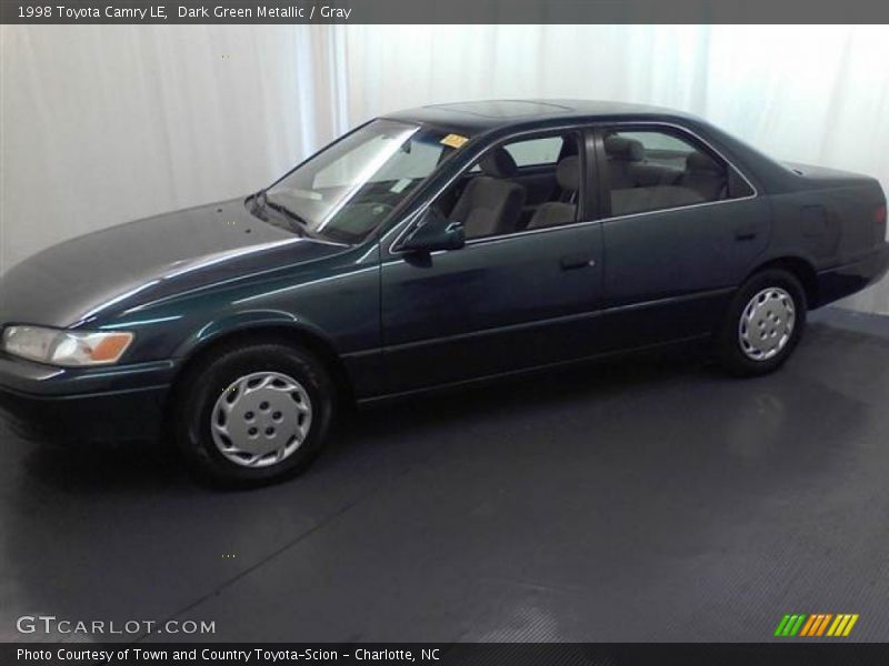 Dark Green Metallic / Gray 1998 Toyota Camry LE