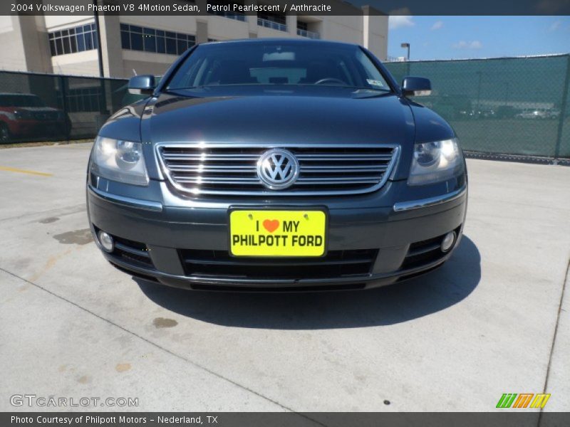Petrol Pearlescent / Anthracite 2004 Volkswagen Phaeton V8 4Motion Sedan