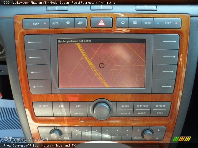 Navigation of 2004 Phaeton V8 4Motion Sedan