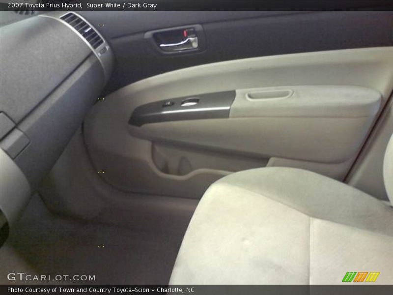 Super White / Dark Gray 2007 Toyota Prius Hybrid