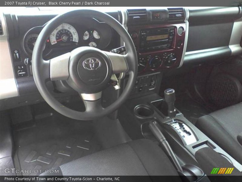 Black Cherry Pearl / Dark Charcoal 2007 Toyota FJ Cruiser