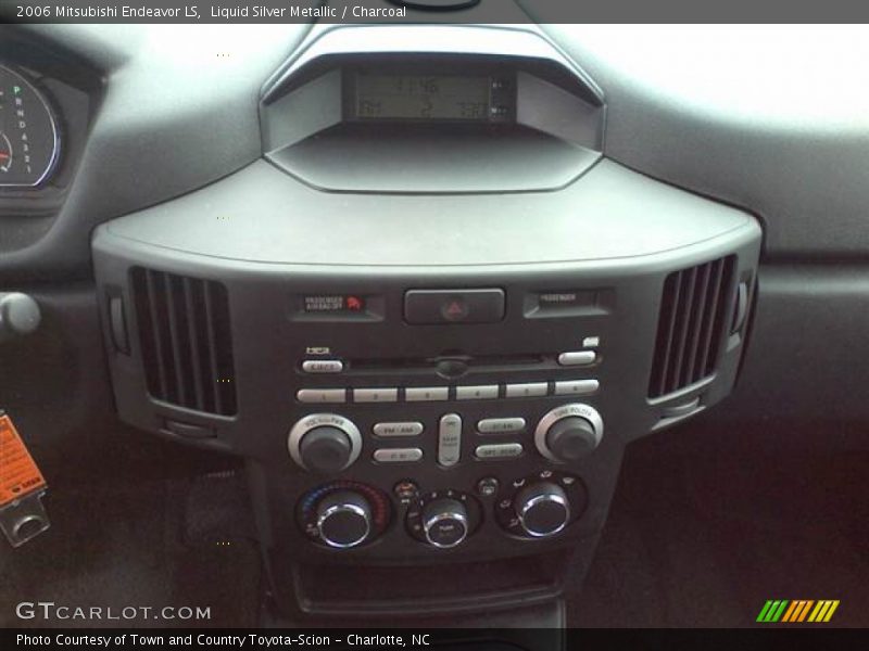 Liquid Silver Metallic / Charcoal 2006 Mitsubishi Endeavor LS