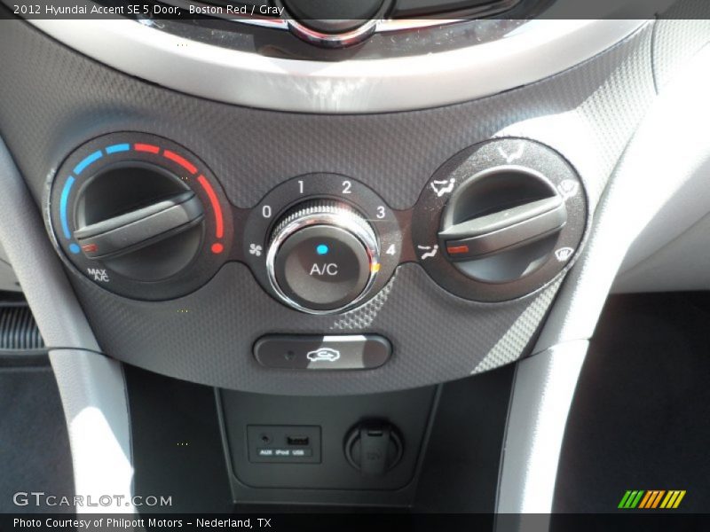 Boston Red / Gray 2012 Hyundai Accent SE 5 Door