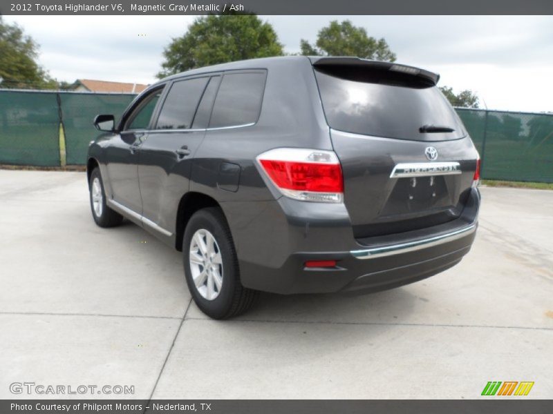 Magnetic Gray Metallic / Ash 2012 Toyota Highlander V6