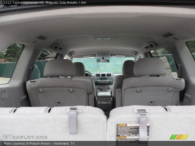 Magnetic Gray Metallic / Ash 2012 Toyota Highlander V6