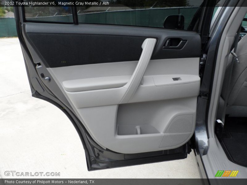 Door Panel of 2012 Highlander V6