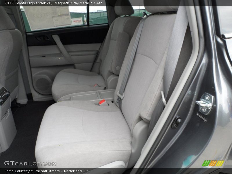  2012 Highlander V6 Ash Interior
