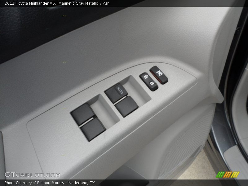 Controls of 2012 Highlander V6