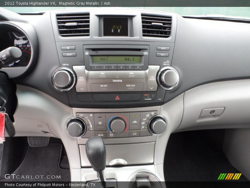 Controls of 2012 Highlander V6