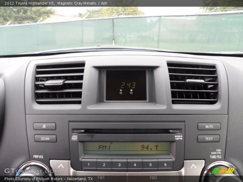 Magnetic Gray Metallic / Ash 2012 Toyota Highlander V6
